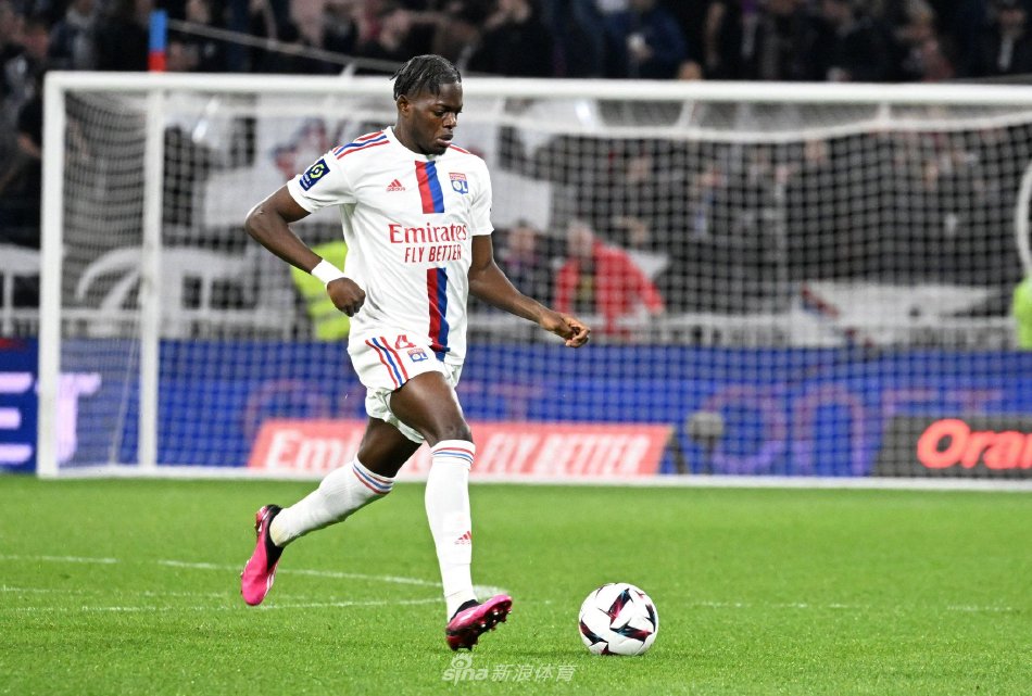 显得毫无还 显得毫无还